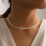 Exquisite Faux Pearl Necklace - Dainty Clavicle Chain, Fashionable Pendant Necklace, Versatile Sweater Chain Accent - Adorable Retro-Inspired Party Accessory, Perfect Gift for Various Occasions, Suitable for Women, Moms, Family Members, and Friends