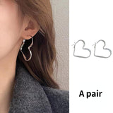 lovefery New Punk Style Liquid butterfly Stud Earring for Woman Cool Metal Butterfly Earrings Y2K Aesthetic Jewelry Party Gift