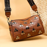 Vintage Rivet Leather Women Handbag and Purse Fashion Boston Pillow Crossbody Bag Large Capacity Female Designer Shoulder Bag