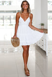 lovefery Sleeveless Lace Halter Dress