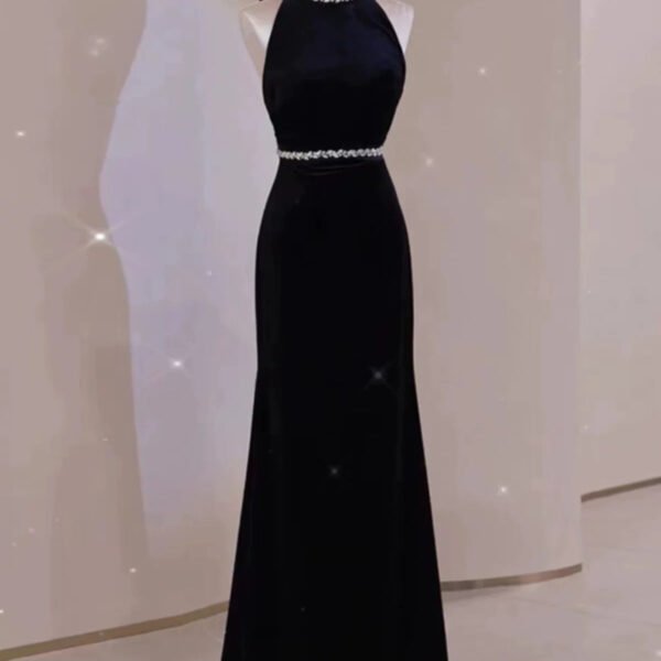 Elegant Sheath Sleeveless Black Velvet Backless Long Prom Dresses C1658